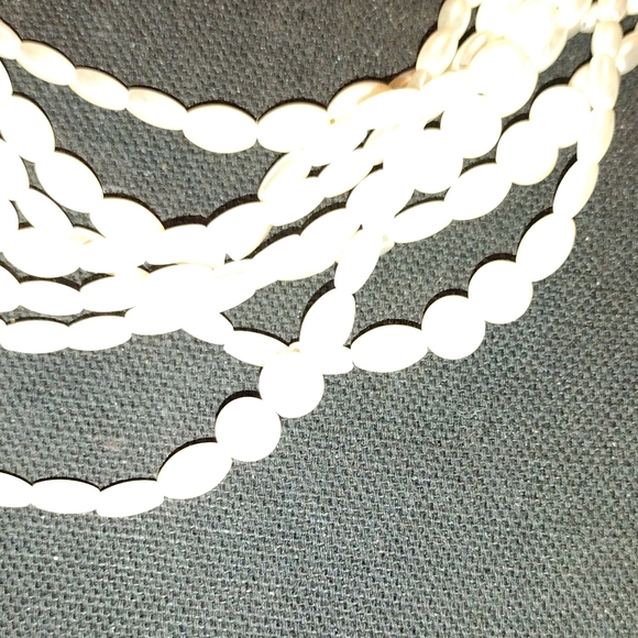 Multi strand and size pearl necklace - Picture 13 of 16